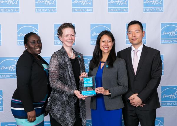 Con Edison Energy Efficiency Group Wins Award For Customer Programs Con Edison